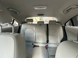 2017 Mercedes-Benz CLA 200 I (C117, X117) Рестайлинг, красный, 1845000 рублей, вид 5