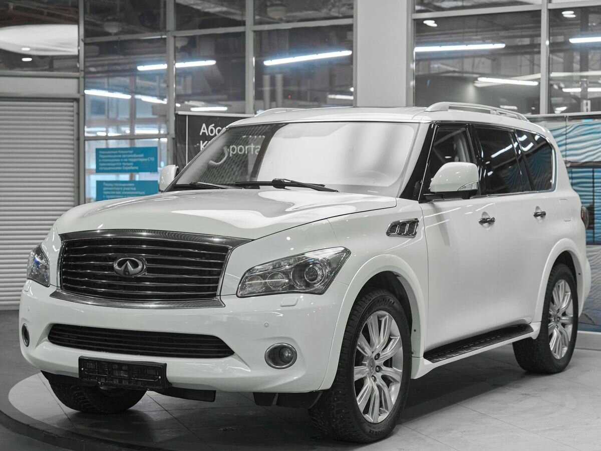 Открыть фотографии: Infiniti QX56 II