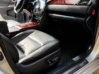 2012 Toyota Camry VII (XV50), серебристый, 1400000 рублей, вид 5