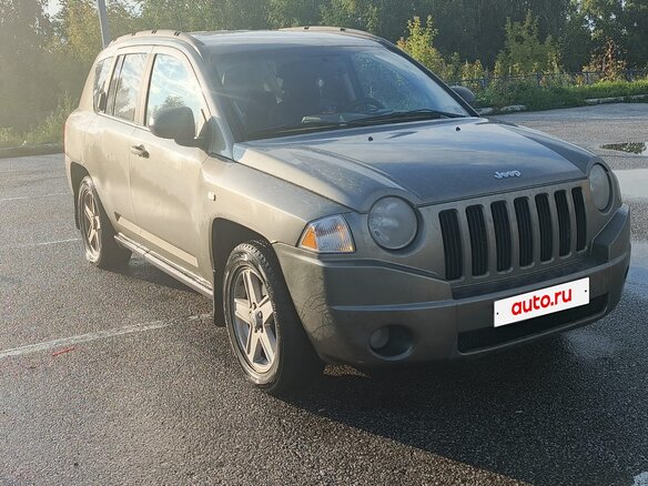 2006 Jeep Compass I, коричневый - вид 2