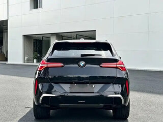 2025 BMW X3 Long 30L xDrive IV (G45/G48), чёрный, 6119222 рублей, вид 3