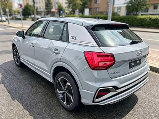 2022 Audi Q2 L e-tron I Рестайлинг, серый, 1460000 рублей, вид 4