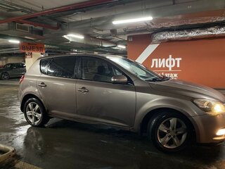 2010 Kia Ceed I Рестайлинг, бежевый, 640000 рублей, вид 3
