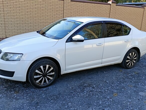 2014 Skoda Octavia III (A7), белый, 1020000 рублей - вид 12
