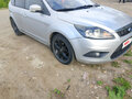 2010 Ford Focus II Рестайлинг, серебристый, 530000 рублей - вид 1