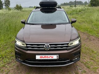 2018 Volkswagen Tiguan II, коричневый, 2600000 рублей, вид 4