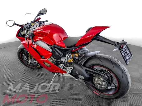 2018 Ducati Panigale V4, красный, 1549000 рублей, вид 5