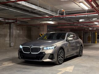 2025 BMW 5 серии 523d VIII (G60/G61/G68), серый, 7500000 рублей, вид 1