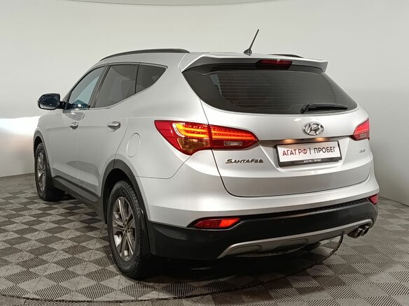 2015 Hyundai Santa Fe III, серебристый, 1970000 рублей - вид 4