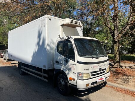 2011 Hino Series 300 (Dutro), белый, 1890000 рублей, вид 3