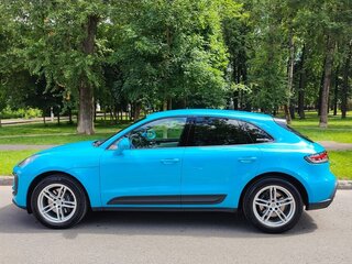 2022 Porsche Macan I Рестайлинг 2, синий, 7350000 рублей, вид 4