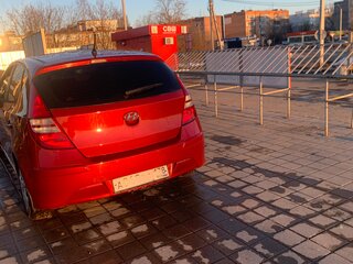 2010 Hyundai i30 I Рестайлинг, красный, 420000 рублей, вид 4