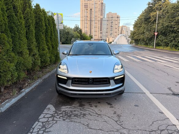2023 Porsche Macan I Рестайлинг 2, серебристый, 7925000 рублей - вид 12