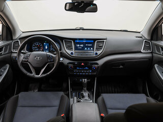 2018 Hyundai Tucson III, бежевый, 2075000 рублей, вид 2