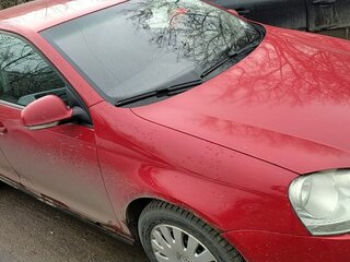 2009 Volkswagen Jetta V, красный, 340000 рублей, вид 5