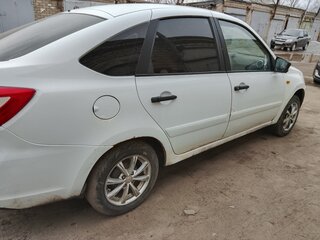 2015 Lada (ВАЗ) Granta I, белый, 325000 рублей, вид 5