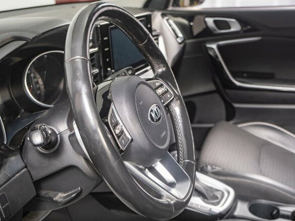 2020 Kia Ceed III, серый, 1369000 рублей - вид 11