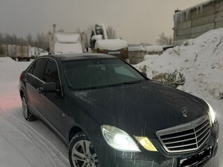 2011 Mercedes-Benz E-Класс 200 7G-Tronic IV (W212, S212, C207), серый, 1415000 рублей, вид 3