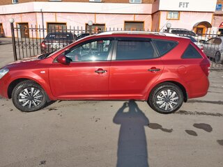 2009 Kia Ceed I, красный, 480000 рублей, вид 4