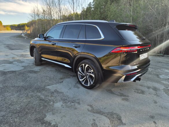 2023 Geely Monjaro I, чёрный - вид 12