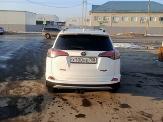 2016 Toyota RAV4 IV (XA40) Рестайлинг, белый, 2000000 рублей, вид 4