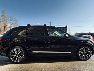 2022 Audi Q7 45 TDI II (4M) Рестайлинг, чёрный, 7950000 рублей, вид 4