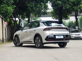 2026 Changan Qiyuan Q05 51.9 kWh II, серебристый, 2484154 рублей, вид 5