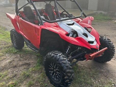 2020 Yamaha YXZ 1000R, красный, 1150000 рублей, вид 2