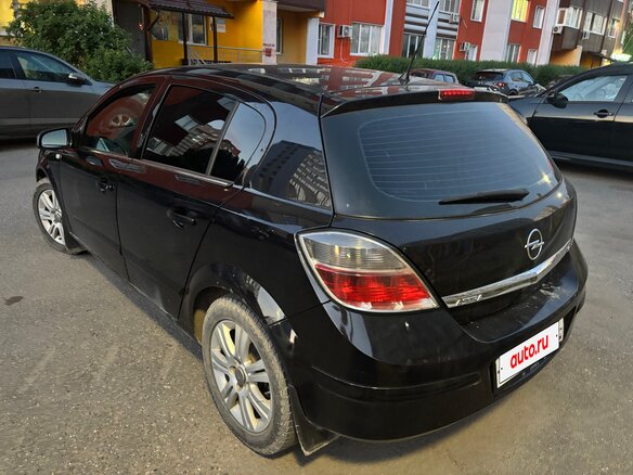 2007 Opel Astra H Рестайлинг, чёрный, 440000 рублей - вид 4