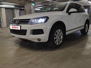 2012 Volkswagen Touareg II, белый, 2300000 рублей, вид 1
