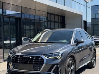 2023 Audi Q3 35 TFSI II (F3), серебристый, 2340000 рублей, вид 1