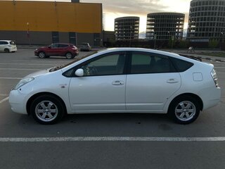 2008 Toyota Prius II Рестайлинг (XW20), белый, 650000 рублей, вид 4