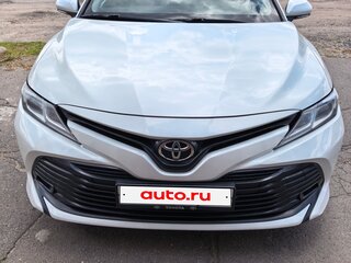 2020 Toyota Camry VIII (XV70), белый, 2300000 рублей, вид 1