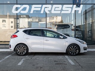 2016 Kia Ceed II Рестайлинг, белый, 1190000 рублей, вид 5