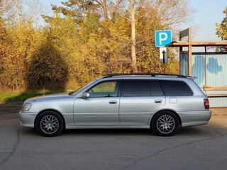 2001 Toyota Crown XI (S170), серебристый, 2000000 рублей, вид 2