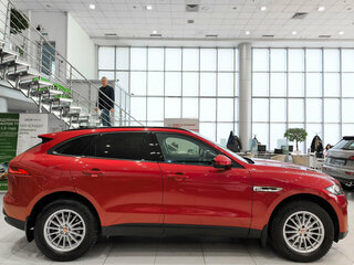 2016 Jaguar F-Pace I, красный, 2150000 рублей, вид 4