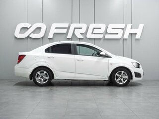 2015 Chevrolet Aveo II, белый, 669000 рублей, вид 5