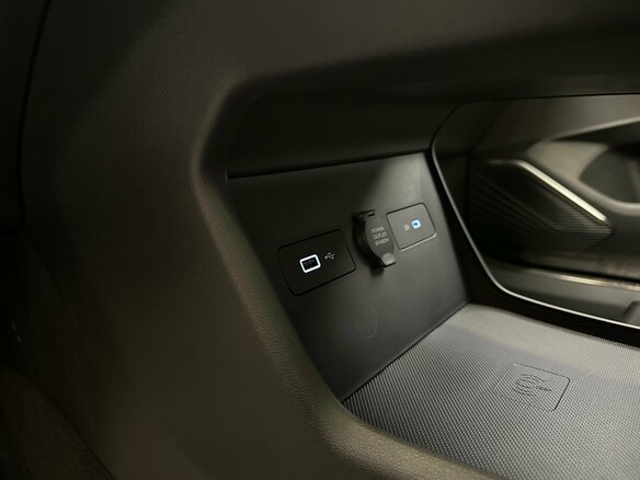 2026 Geely Monjaro I, чёрный, 4954990 рублей - вид 21