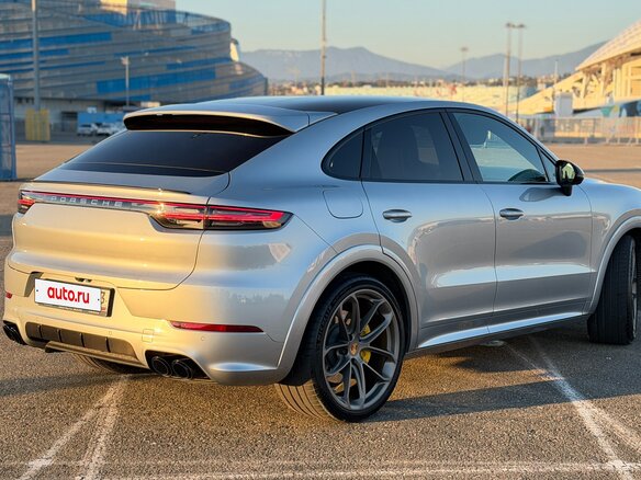 2019 Porsche Cayenne S Coupé III, серый, 8500000 рублей - вид 11