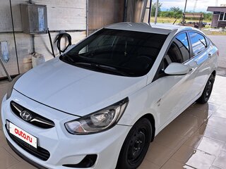 2014 Hyundai Solaris I, белый, 890000 рублей, вид 1