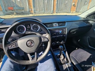 2017 Skoda Octavia III (A7) Рестайлинг, серый, 1580000 рублей, вид 5