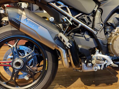 2026 Ducati Multistrada V4, белый, 4290000 рублей, вид 3