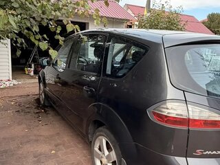 2008 Ford S-MAX I, серый, 900000 рублей, вид 3