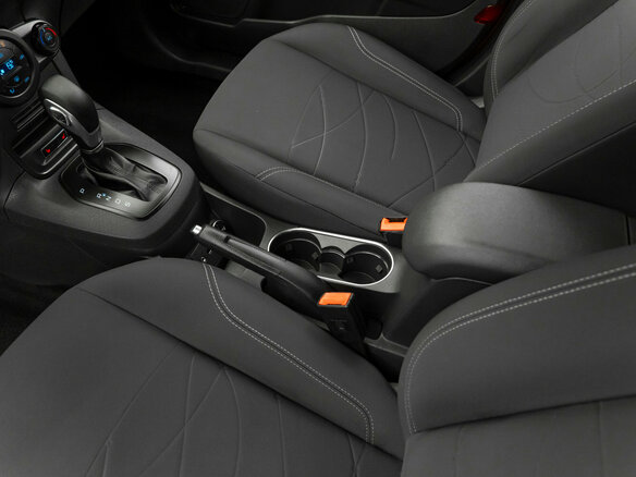 2015 Ford Fiesta Mk6 Рестайлинг, оранжевый - вид 15