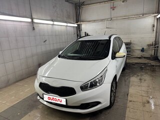2014 Kia Ceed II, белый, 649000 рублей, вид 2