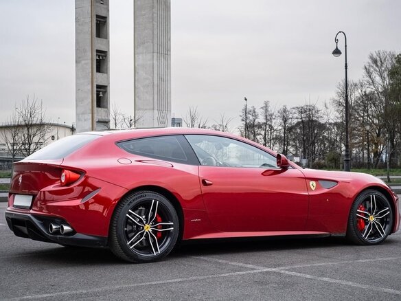 2015 Ferrari FF, красный - вид 8