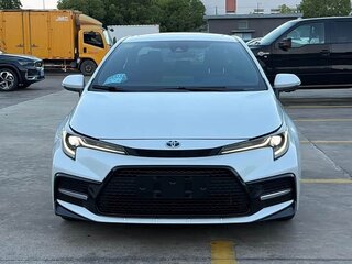 2021 Toyota Levin XII (E210), белый, 1432000 рублей, вид 2