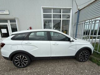 2025 Lada (ВАЗ) Vesta SW Cross I Рестайлинг (NG), белый, 1900000 рублей, вид 1