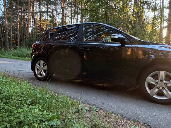 2011 Kia Ceed I Рестайлинг, чёрный, 850000 рублей - вид 5