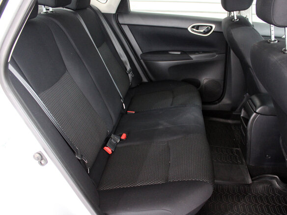 2015 Nissan Sentra VII (B17), серебристый, 950000 рублей - вид 23